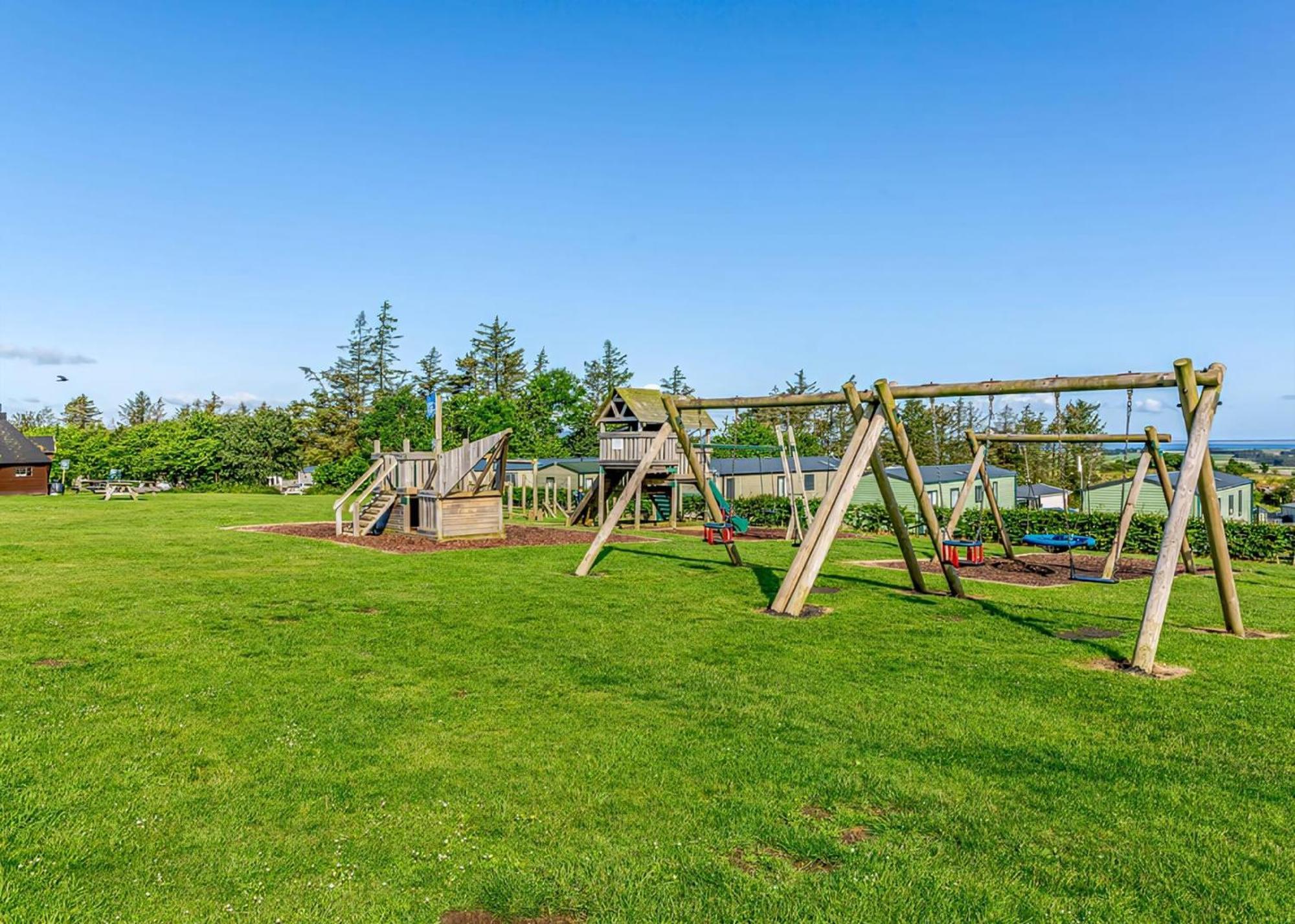 Waren Caravan Park Bamburgh Esterno foto