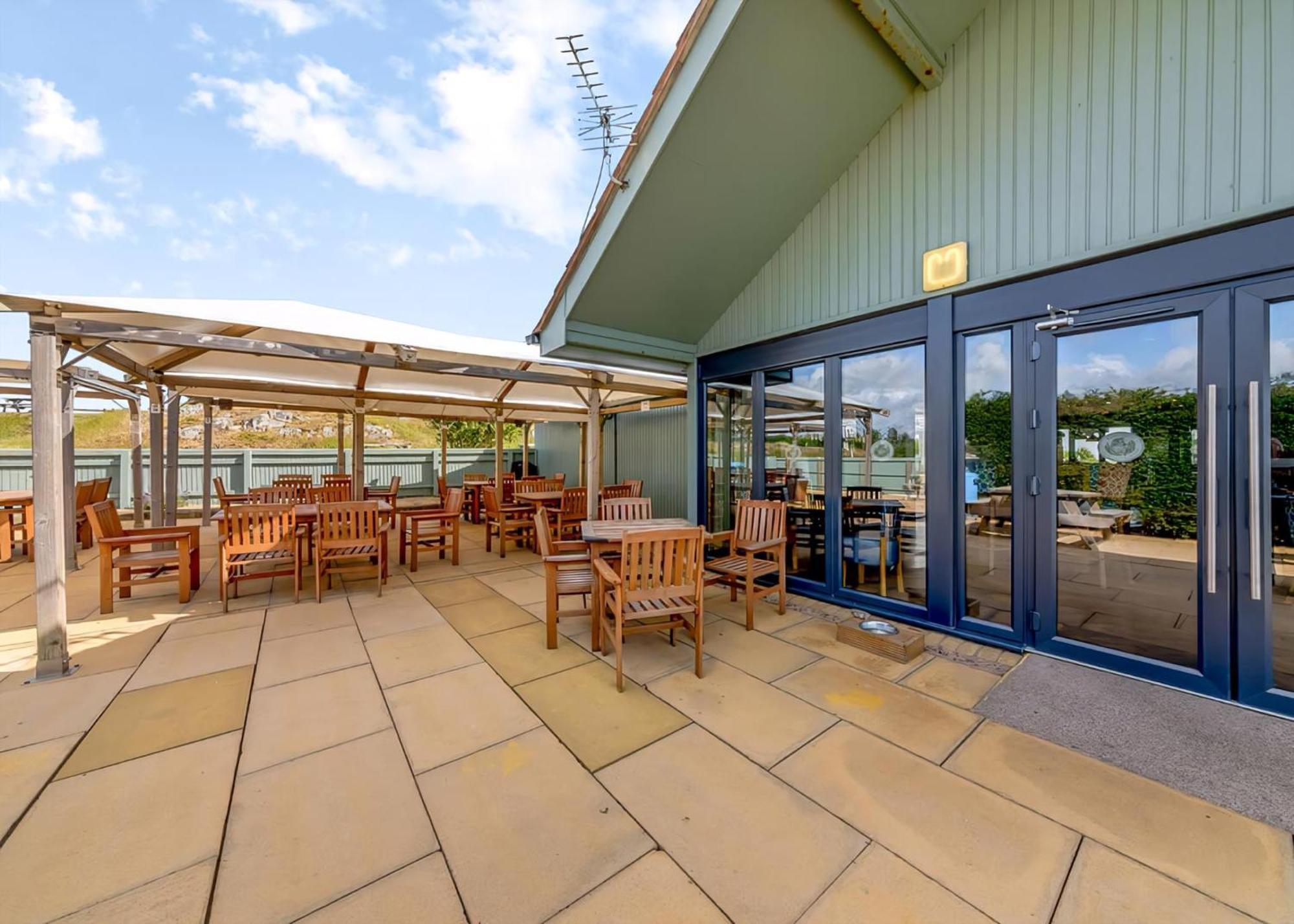 Waren Caravan Park Bamburgh Esterno foto